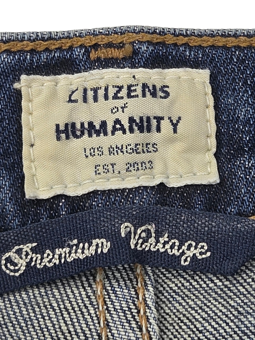 Citizens Of Humanity Blue Distressed Bootcut Jeans. Waist 31 - Picture 4 of 10